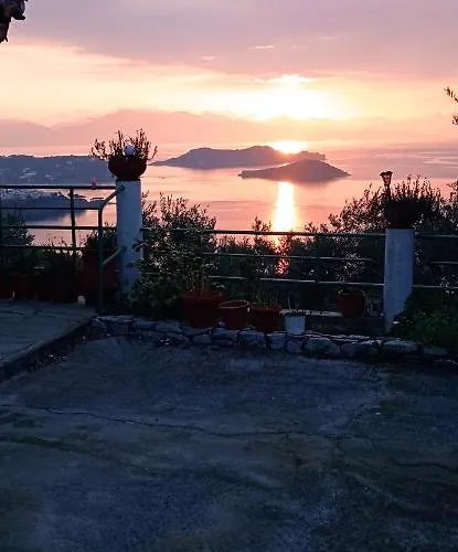 Axiothea * Vasilias (Skiathos)